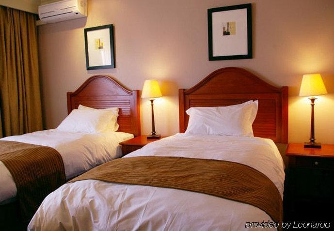 Protea Hotel By Marriott Harrismith Montrose Exterior foto
